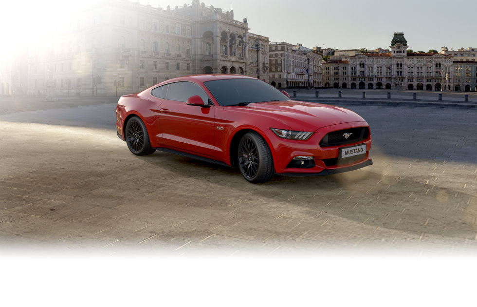 Mustang_Coupe_RaceRed_LHD_Front_00001